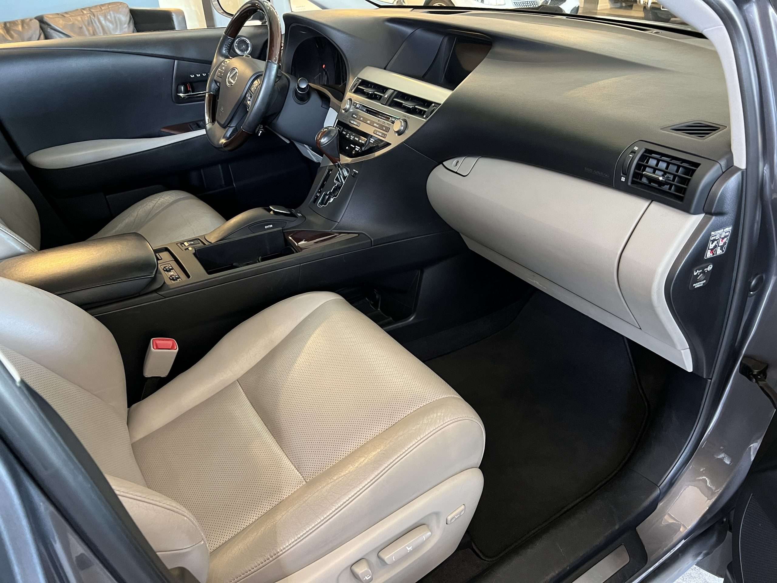 Lexus Rx 450h President 2011 - Elite Cars