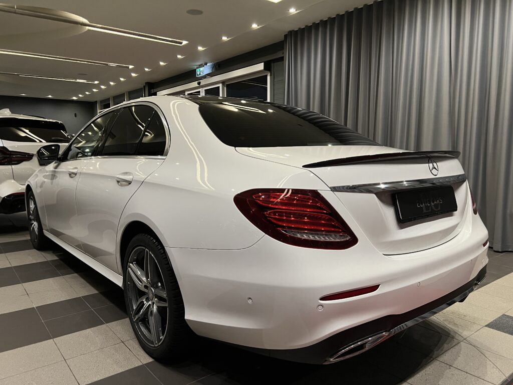 Mercedes-Benz E220d AMG 2016 - ELITECARS