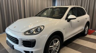 Porsche Cayenne 2016