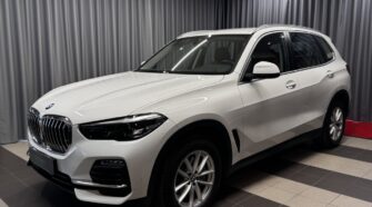 BMW X5 2021