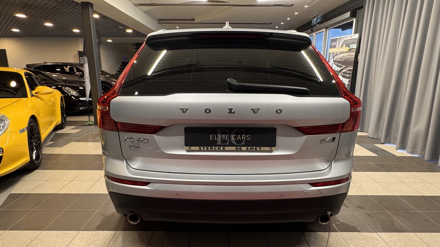 Car image 6