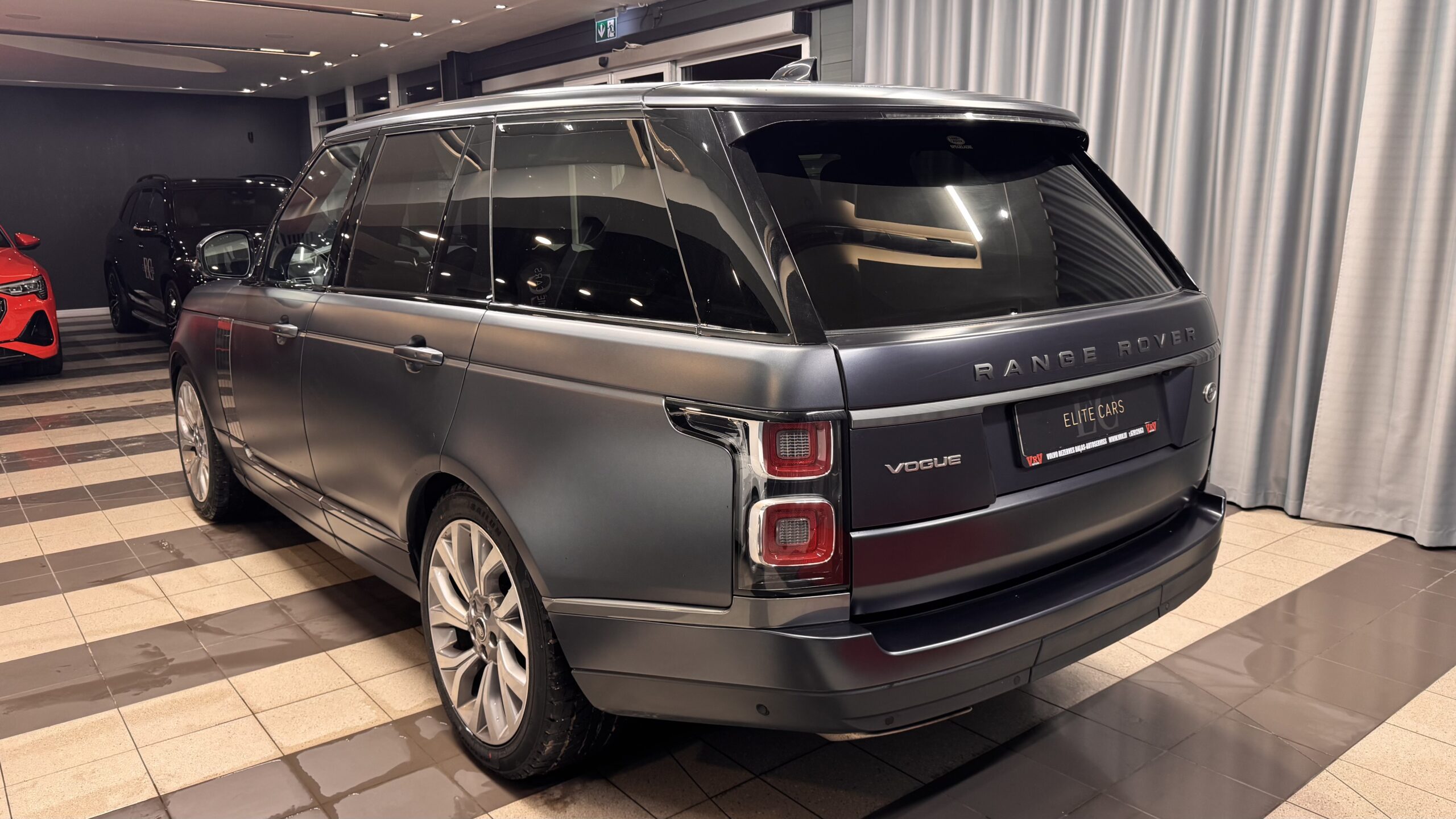 Car image 6