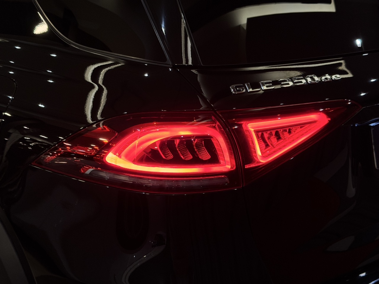 Car image 36