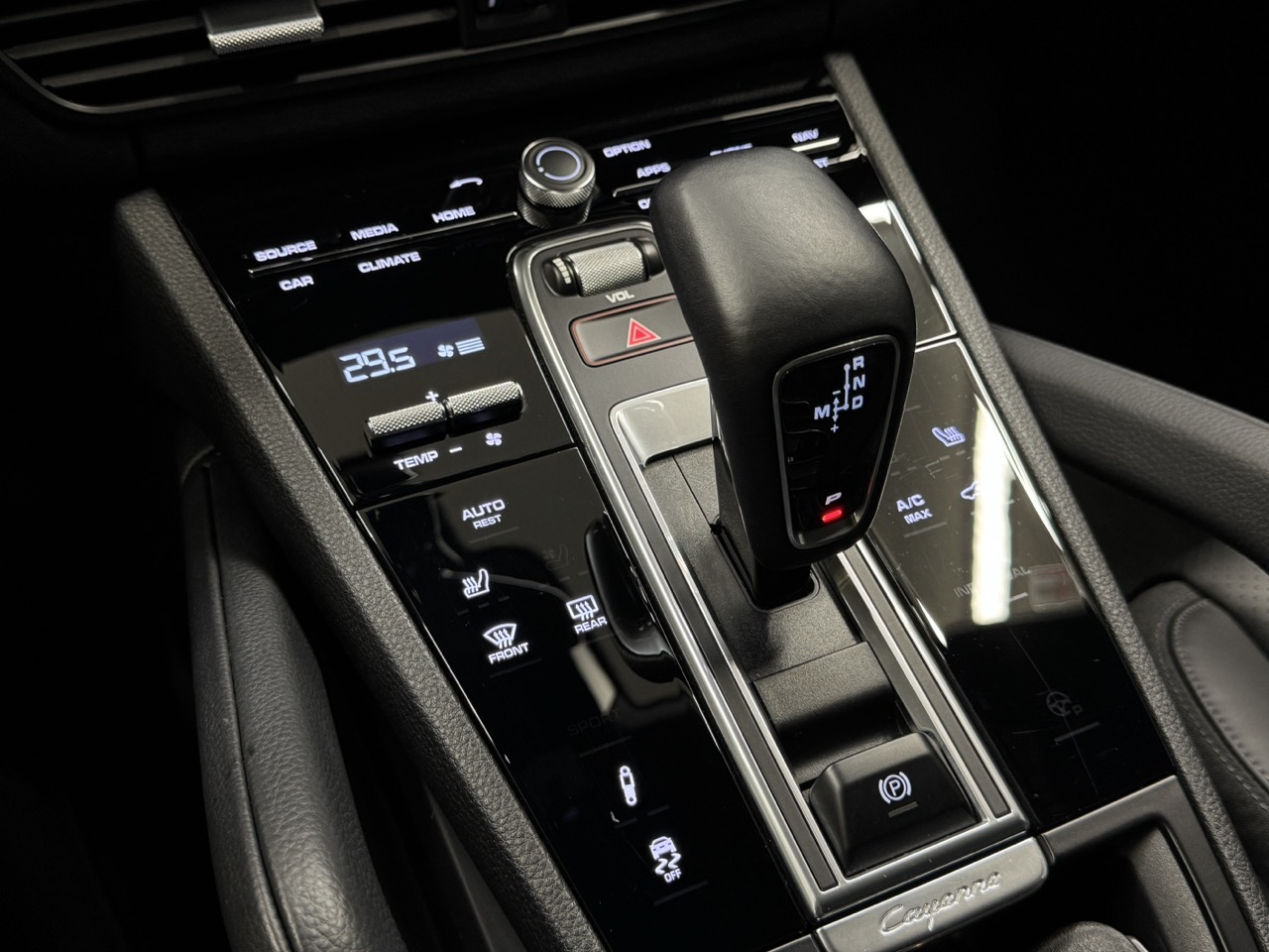 Car image 21