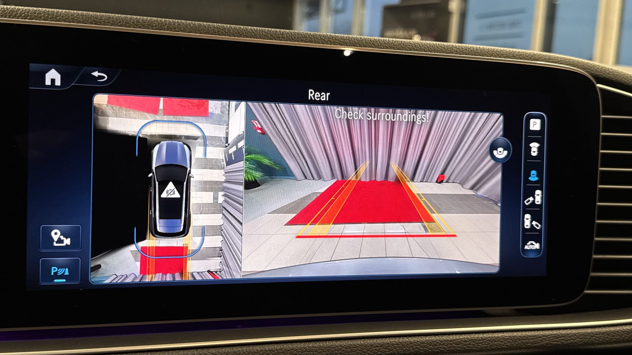 Car image 26