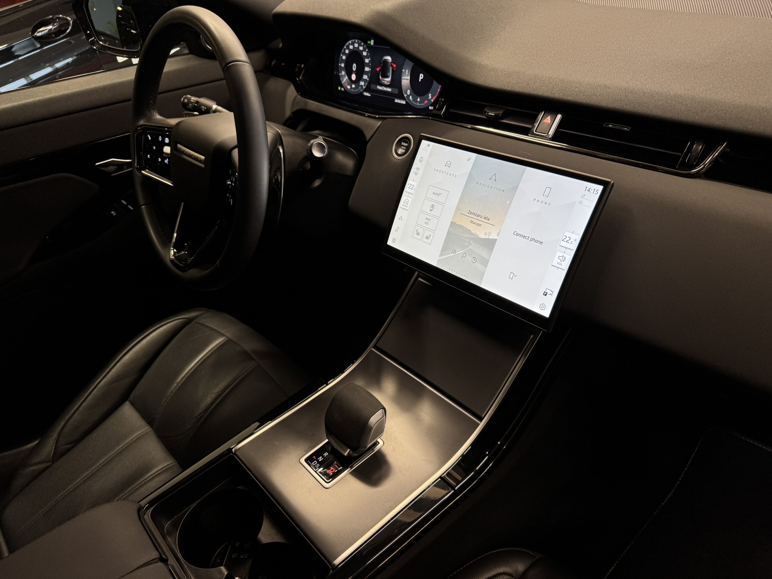 Car image 28