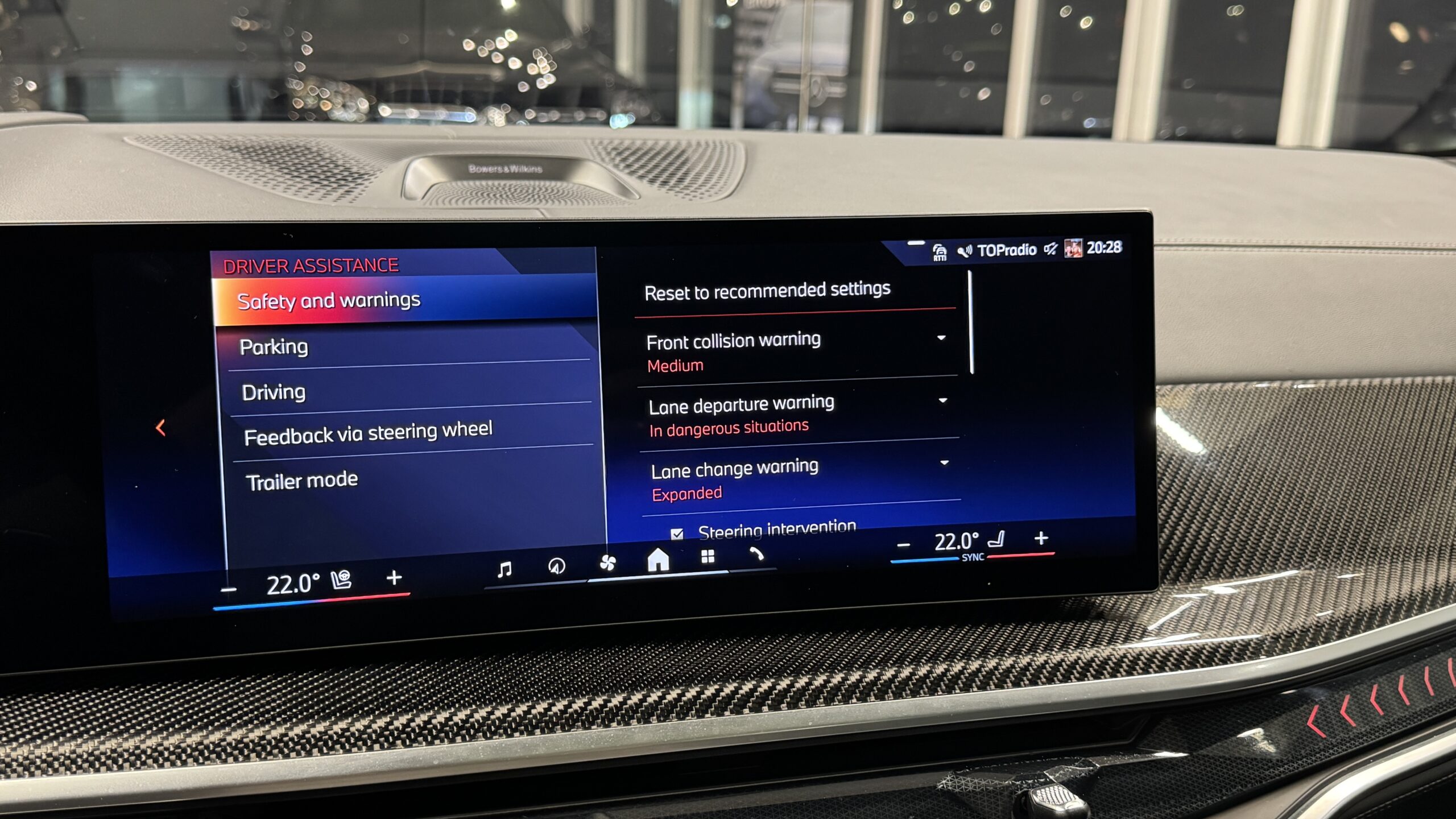 Car image 37