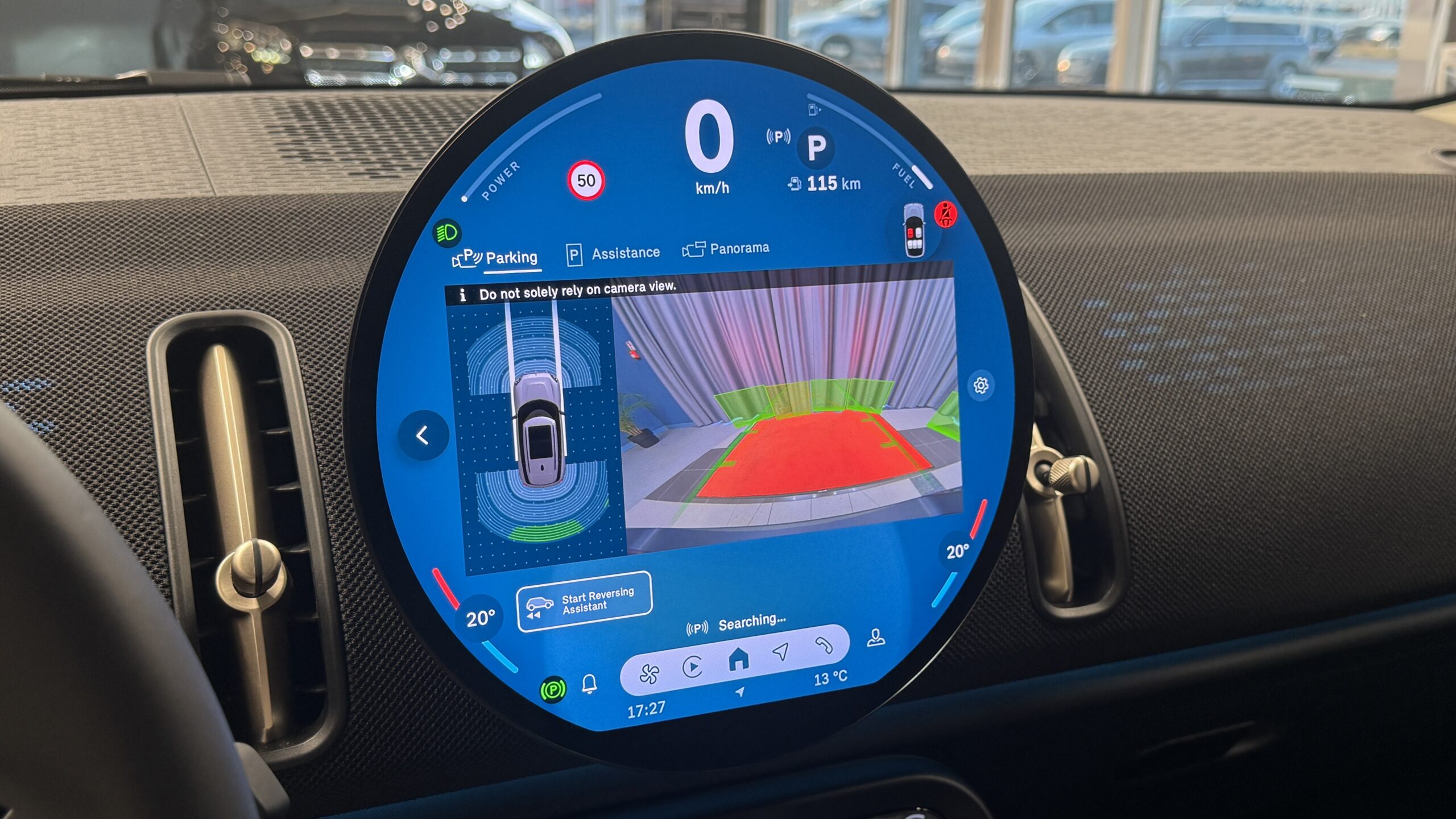 Car image 24
