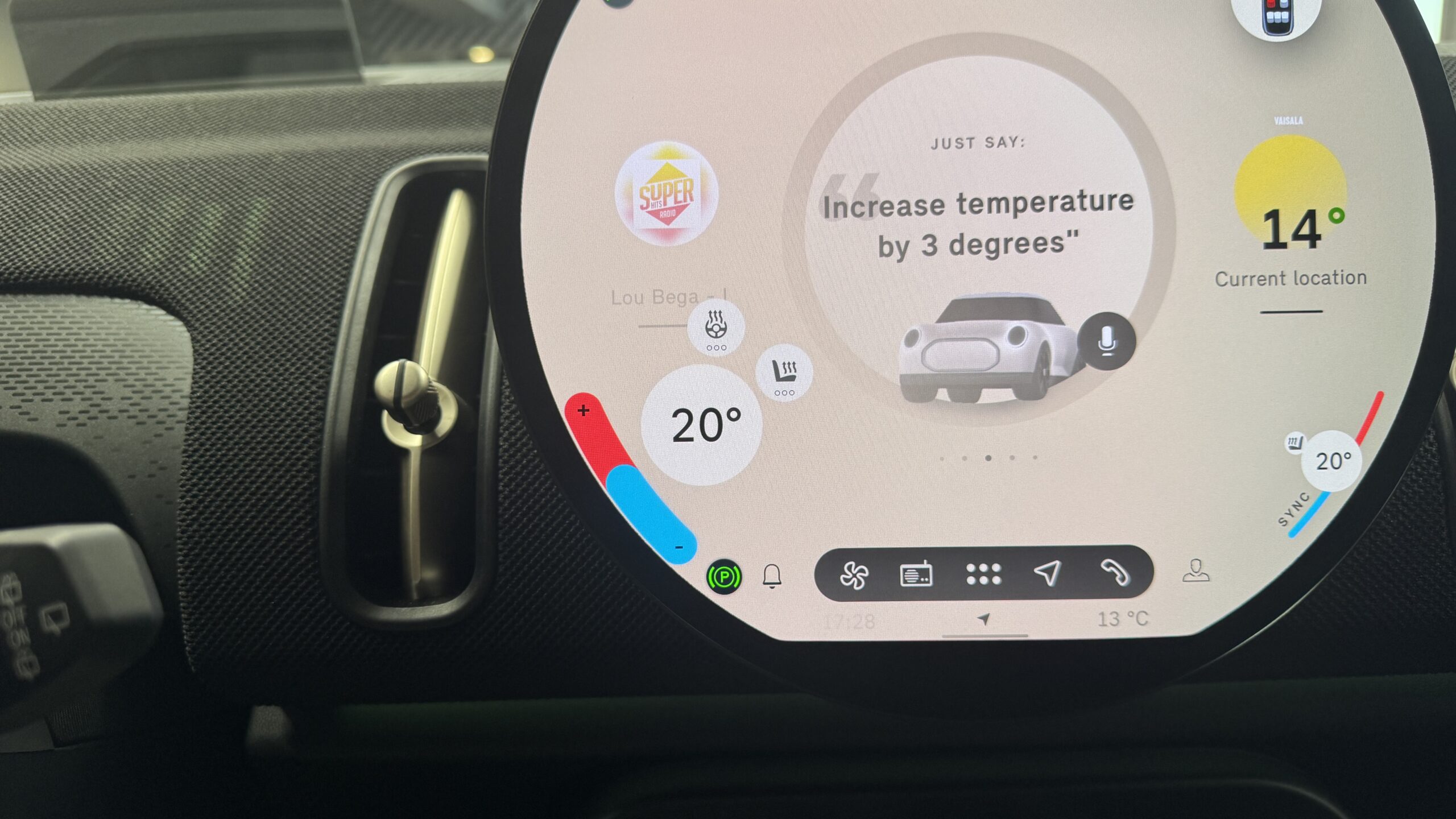 Car image 26