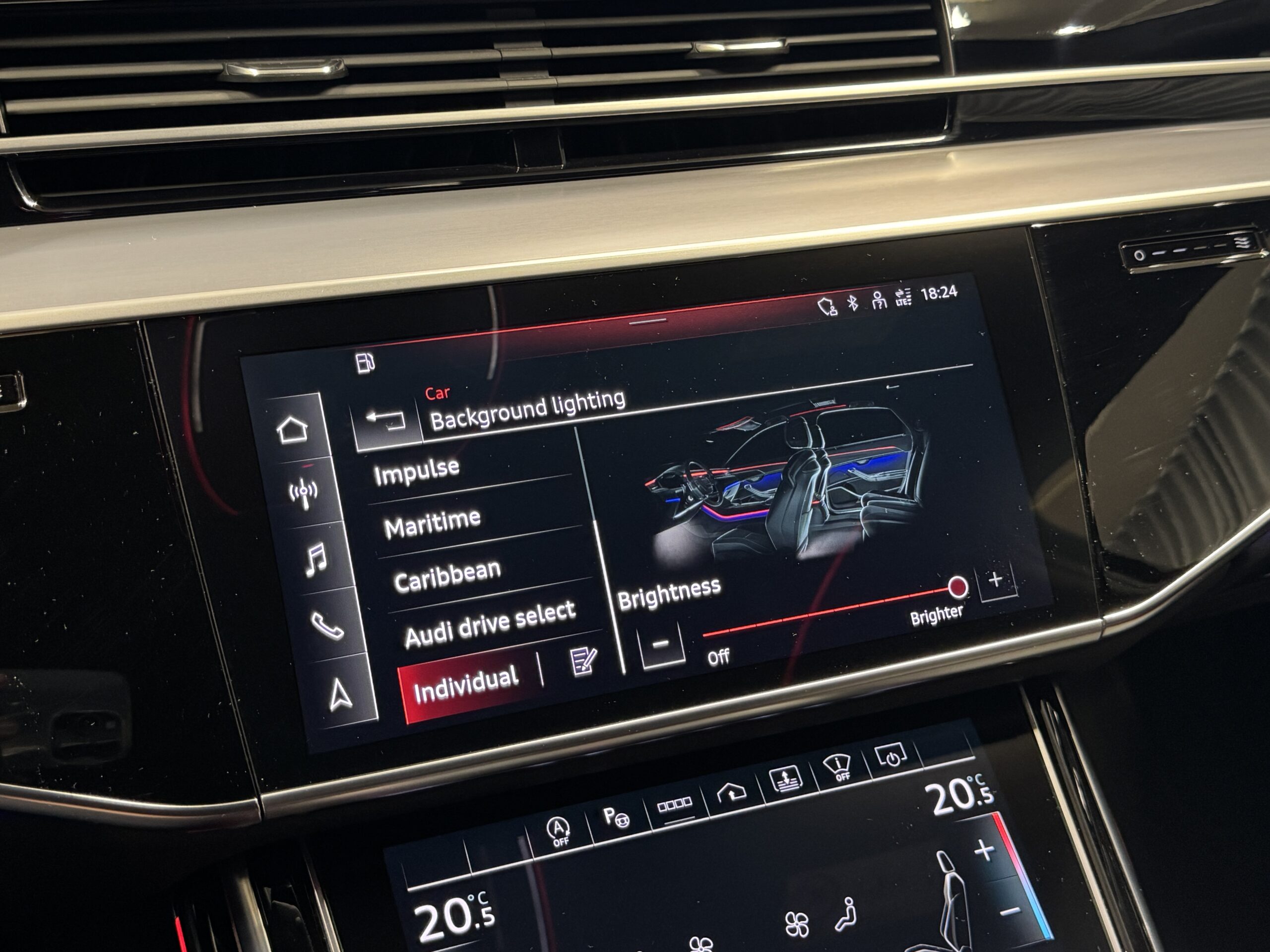 Car image 22