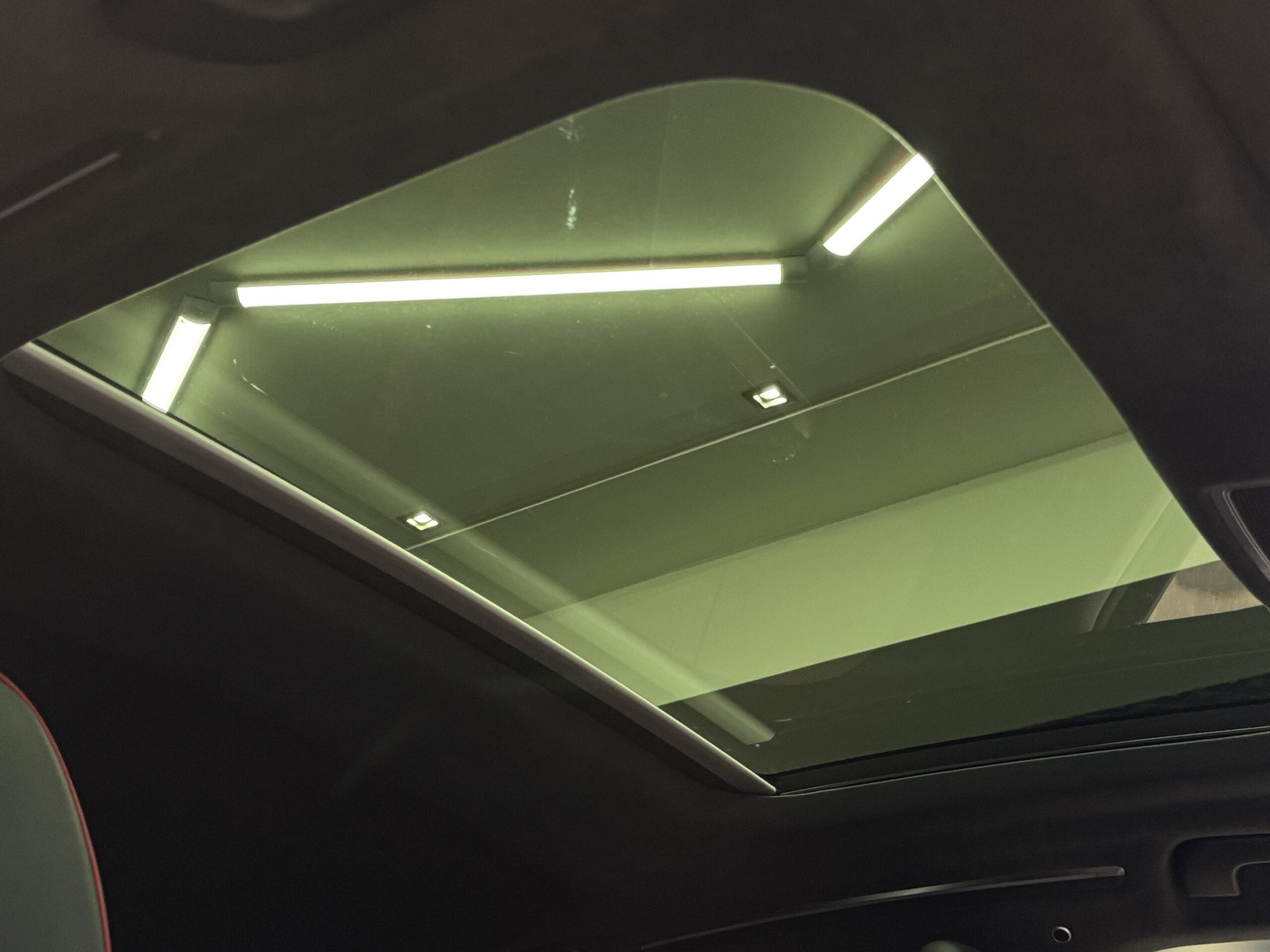 Car image 28