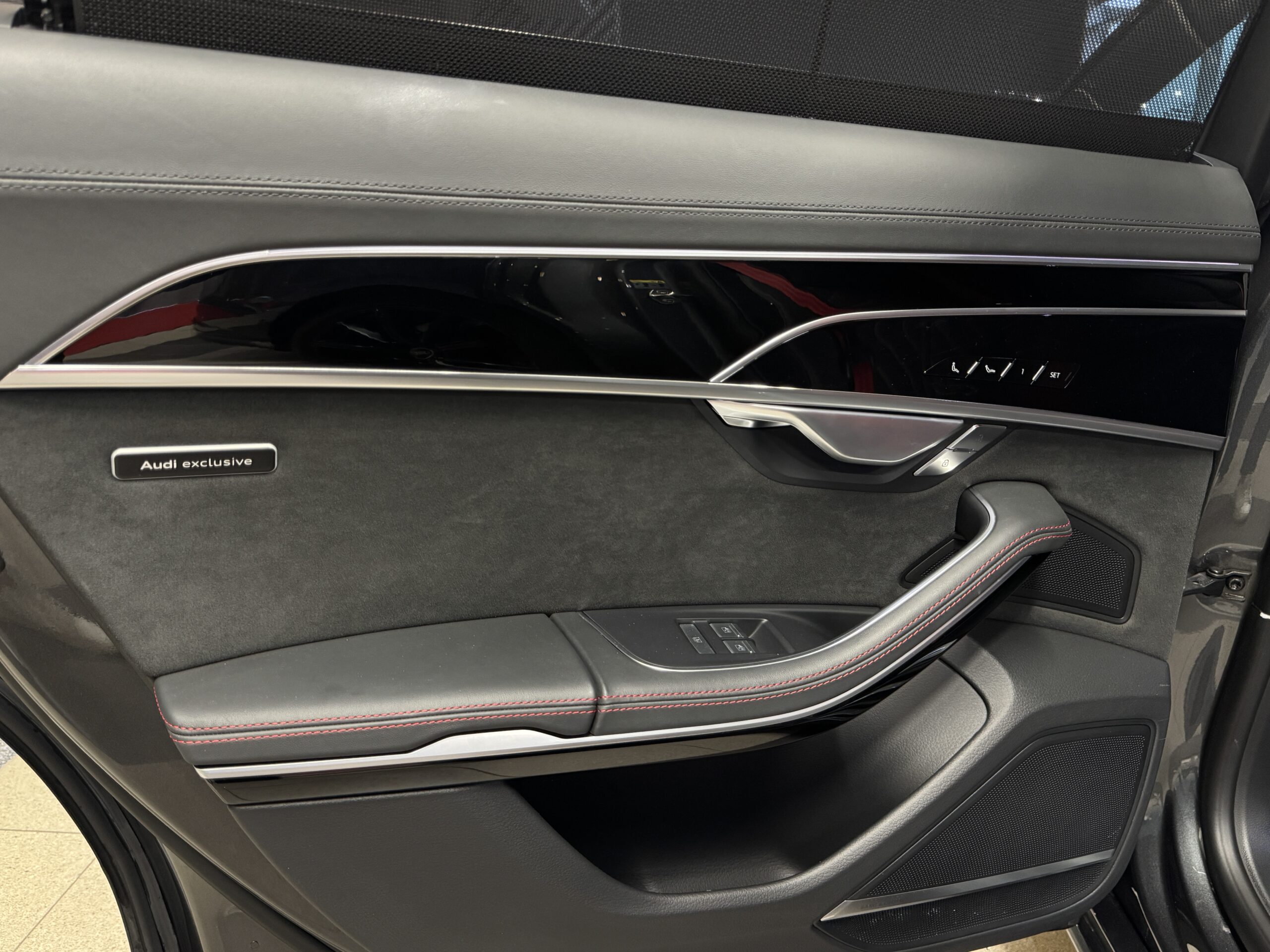 Car image 31