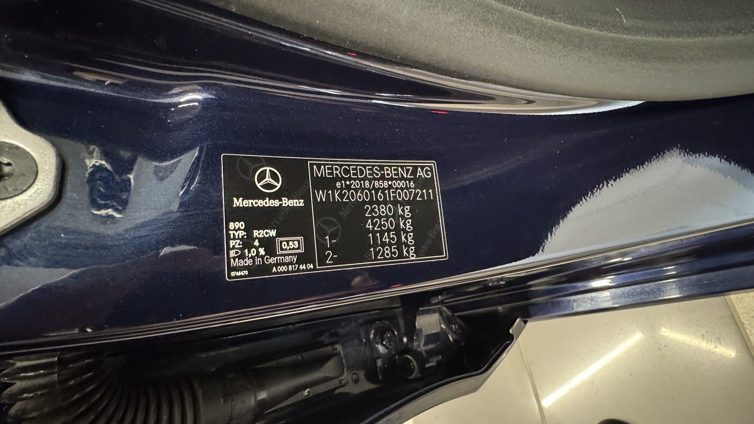 Car image 11