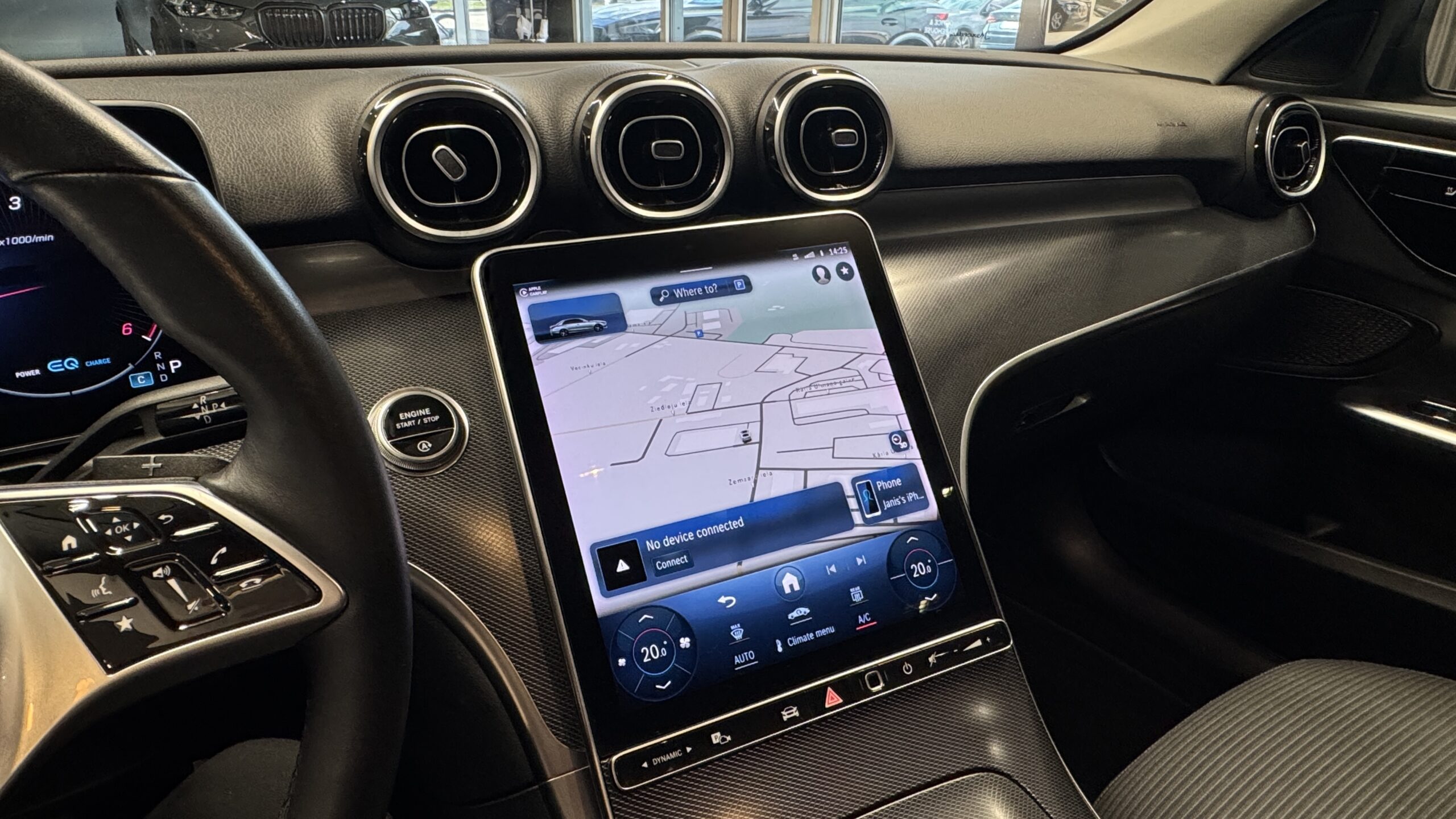 Car image 21