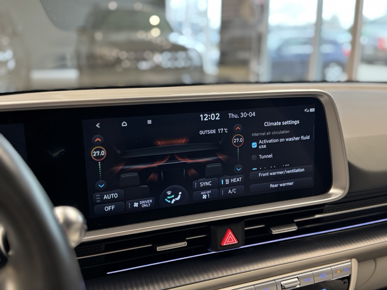 Car image 22