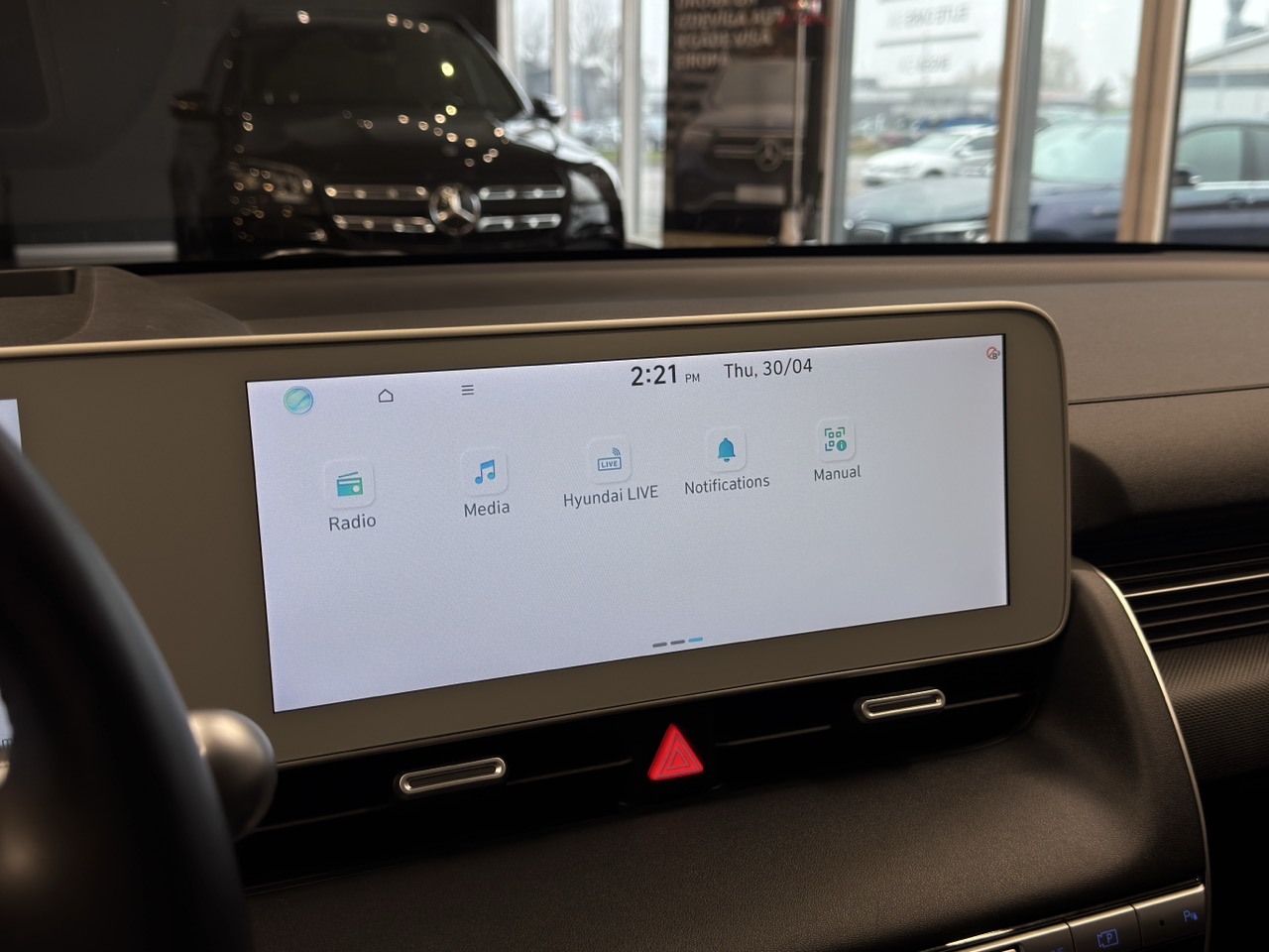 Car image 22