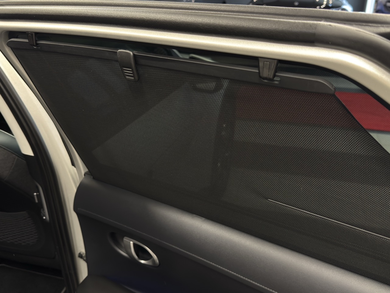 Car image 33