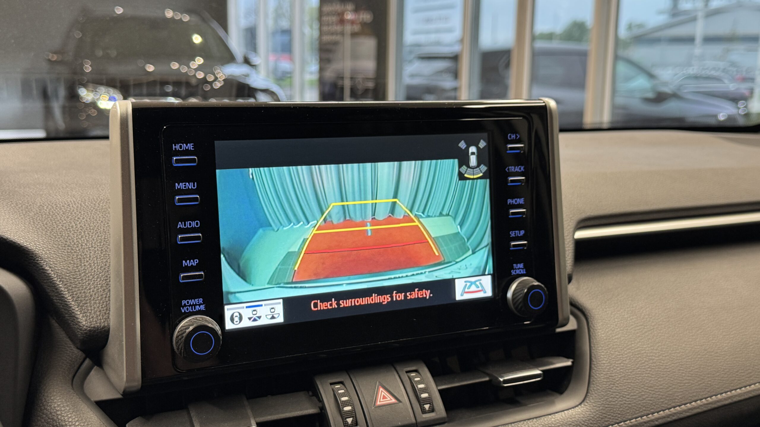 Car image 22