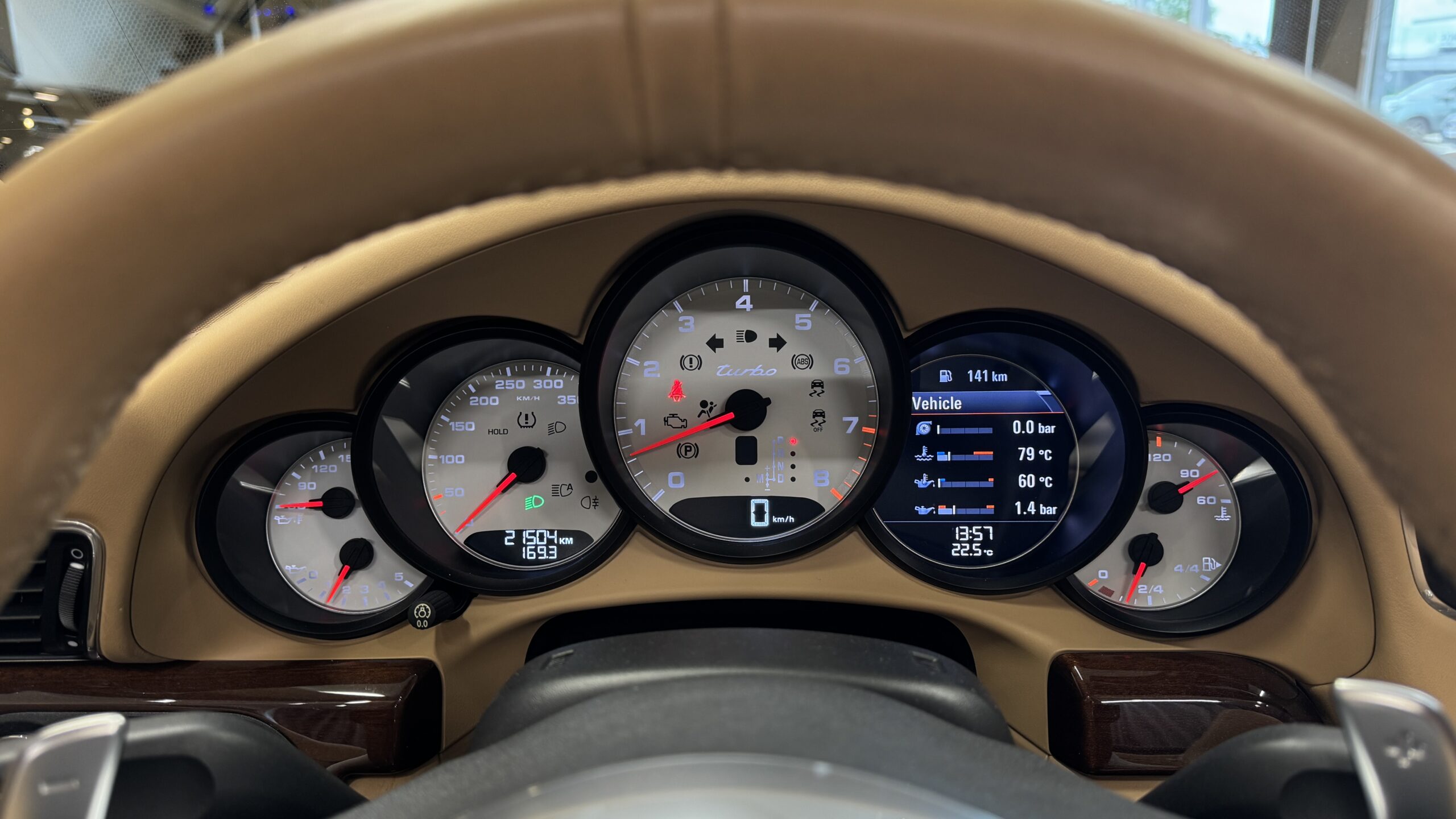 Car image 20