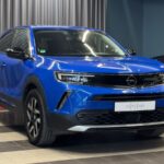Elektroauto priekšrocības Latvijā: izmaksas, bezmaksas stāvvietas un citi ieguvumi
