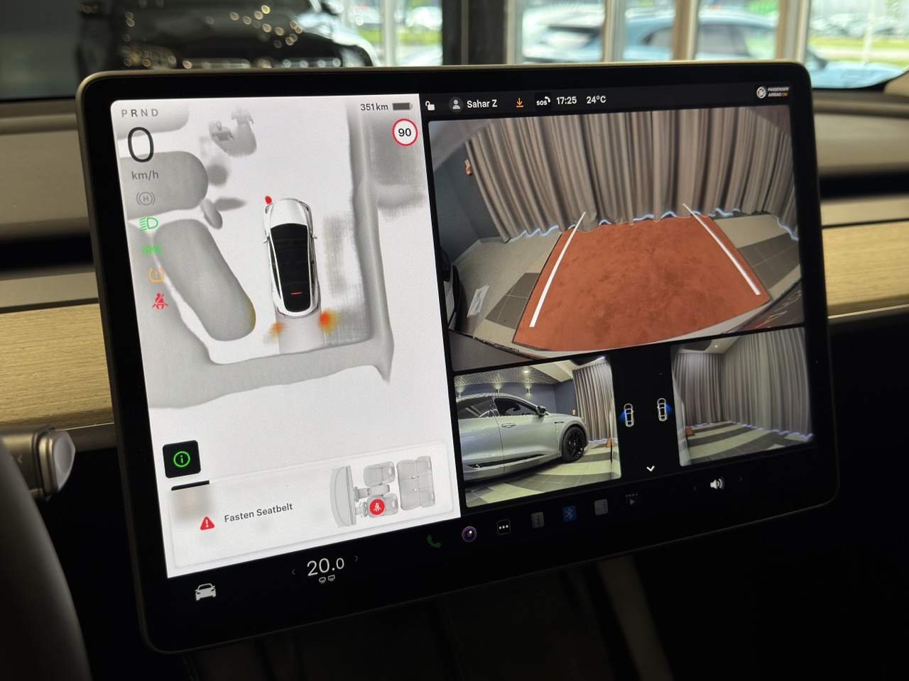 Car image 15