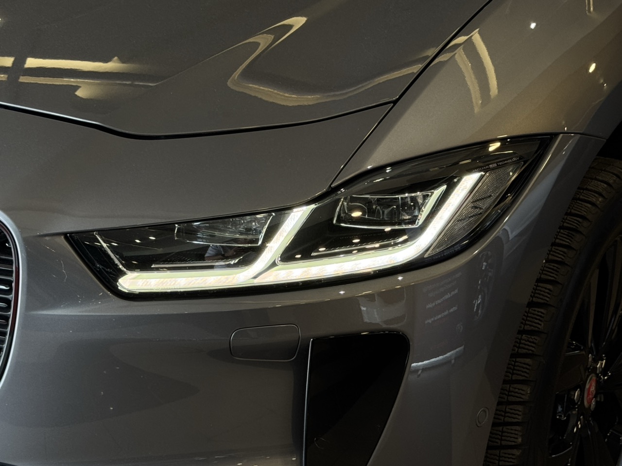 Car image 29