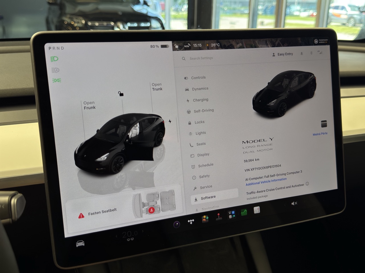 Car image 16