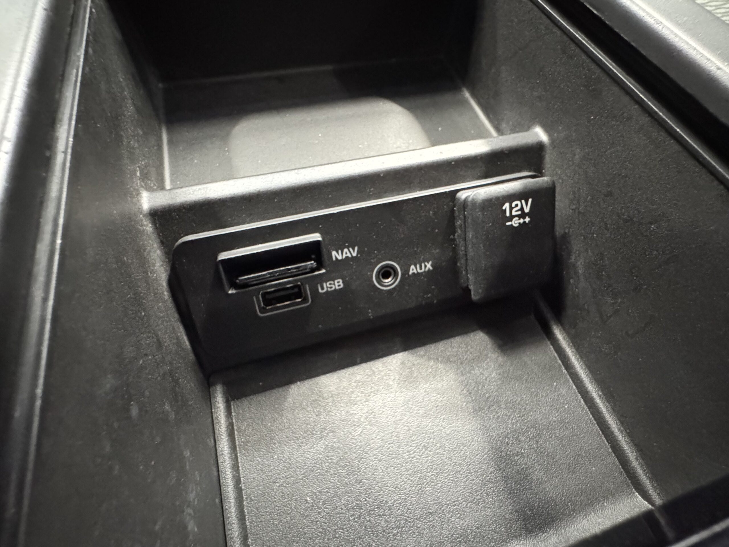 Car image 23