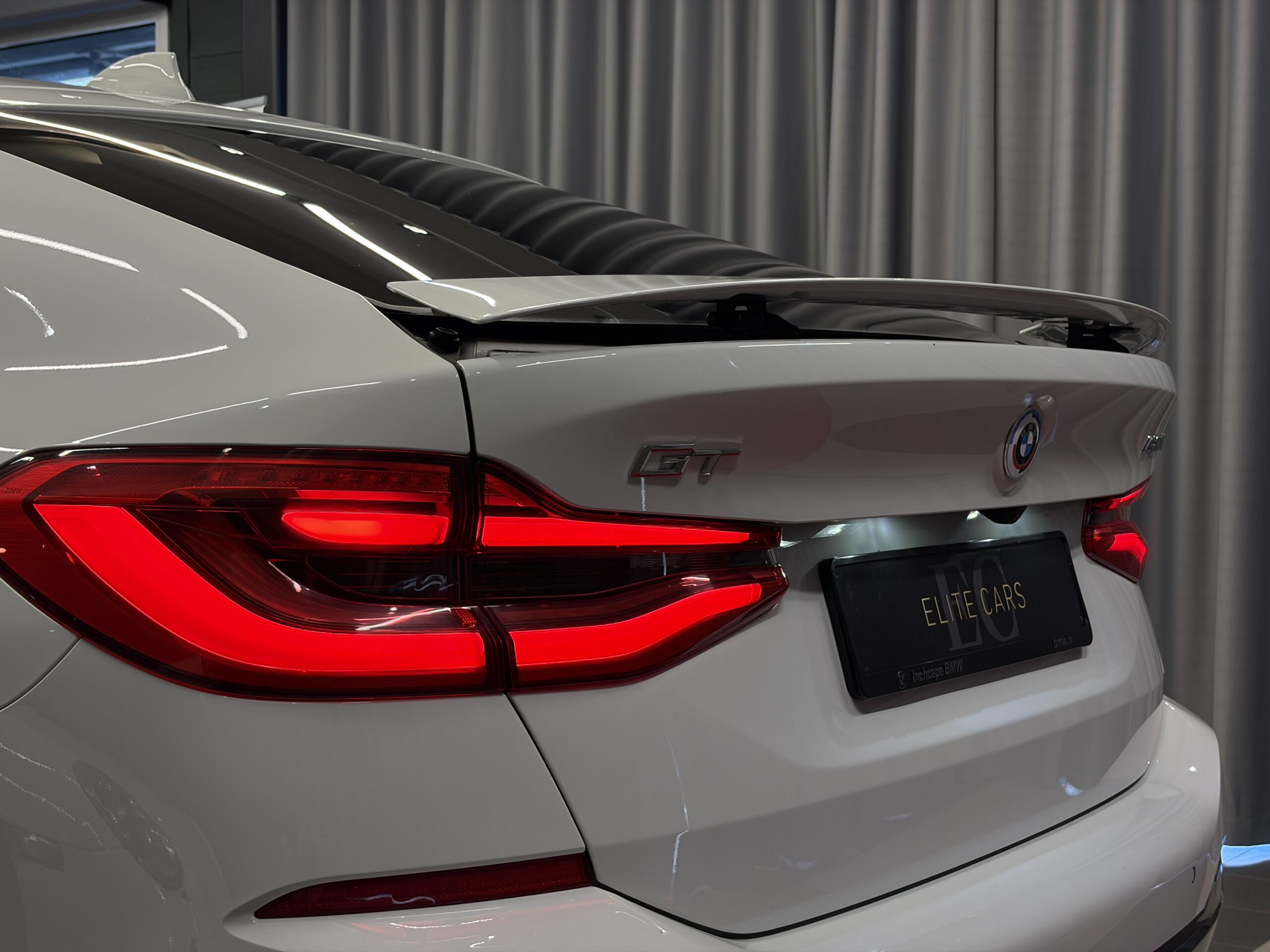 Car image 33