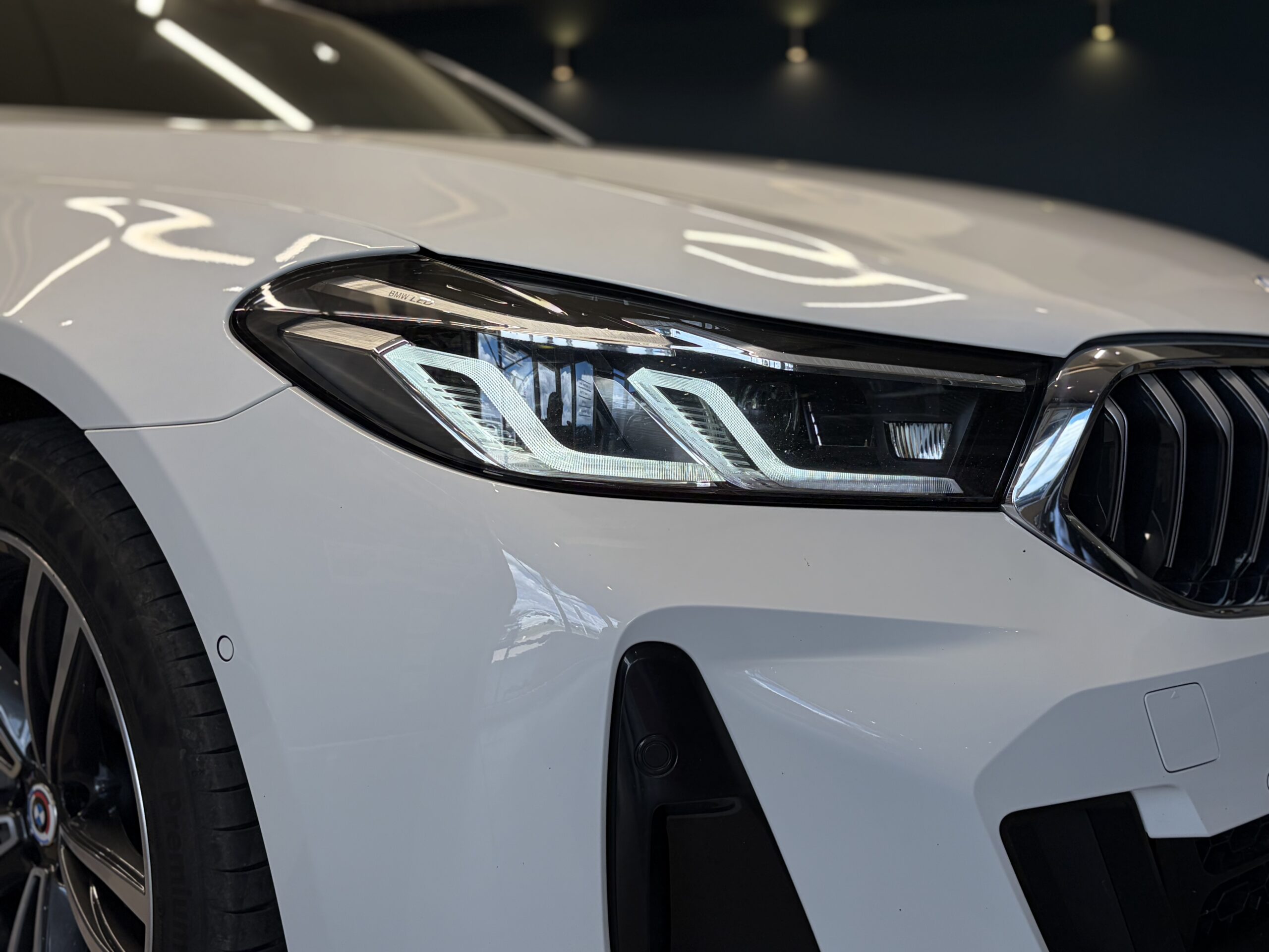 Car image 36
