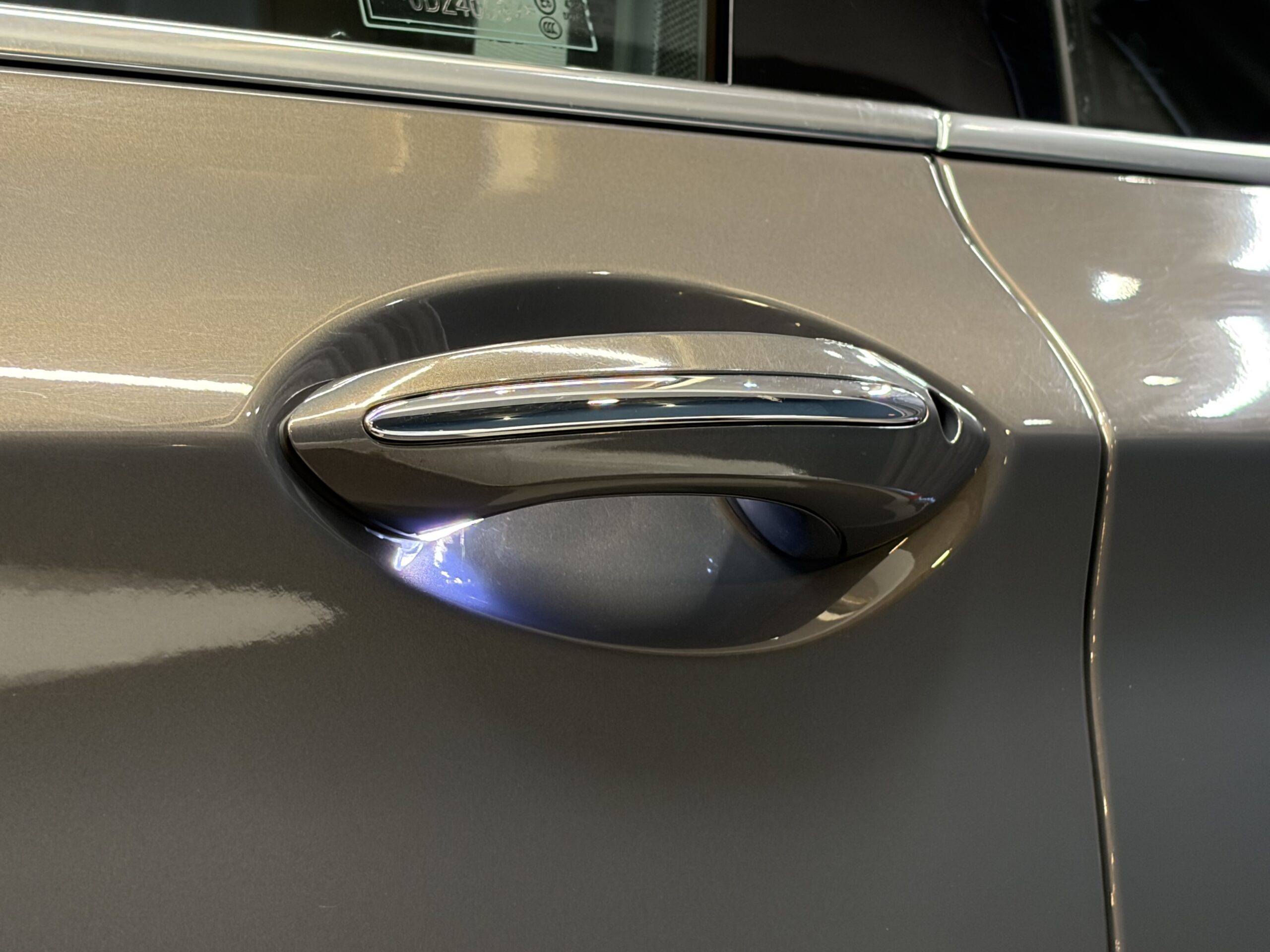 Car image 34