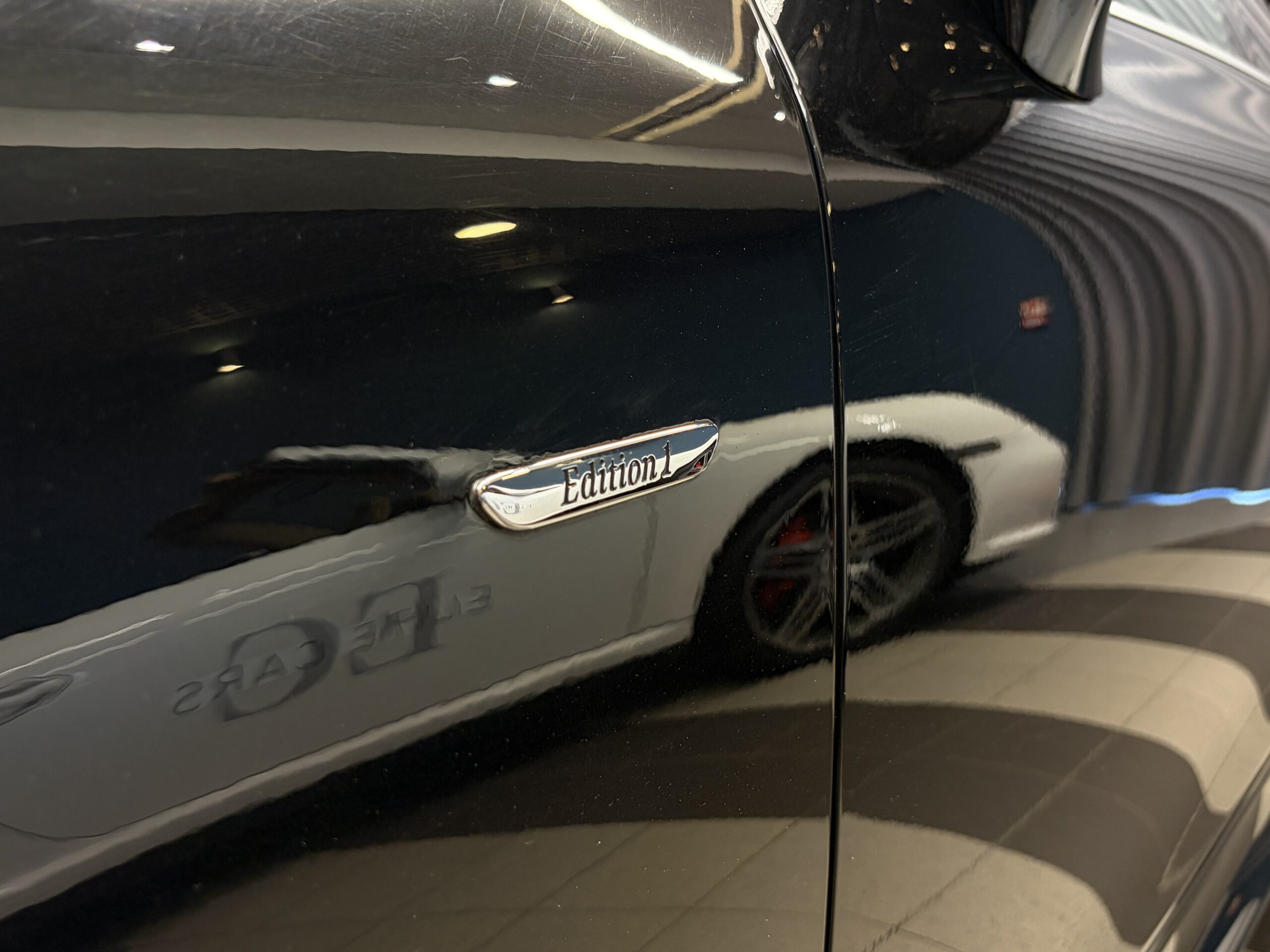 Car image 37
