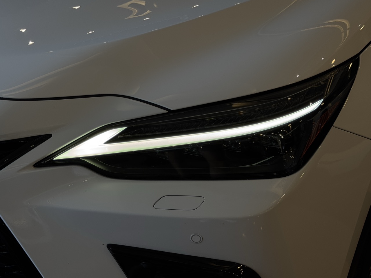 Car image 23