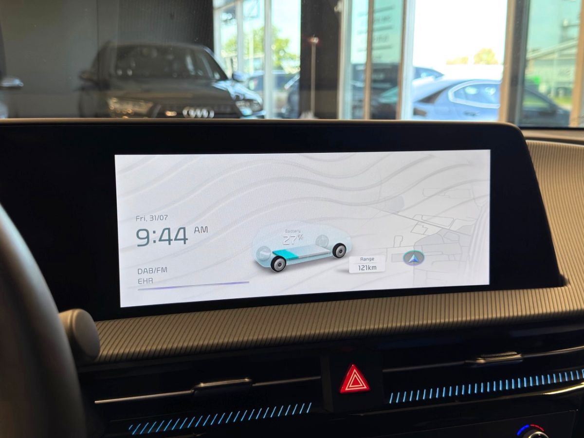 KIA EV6 elektroauto uzlāde