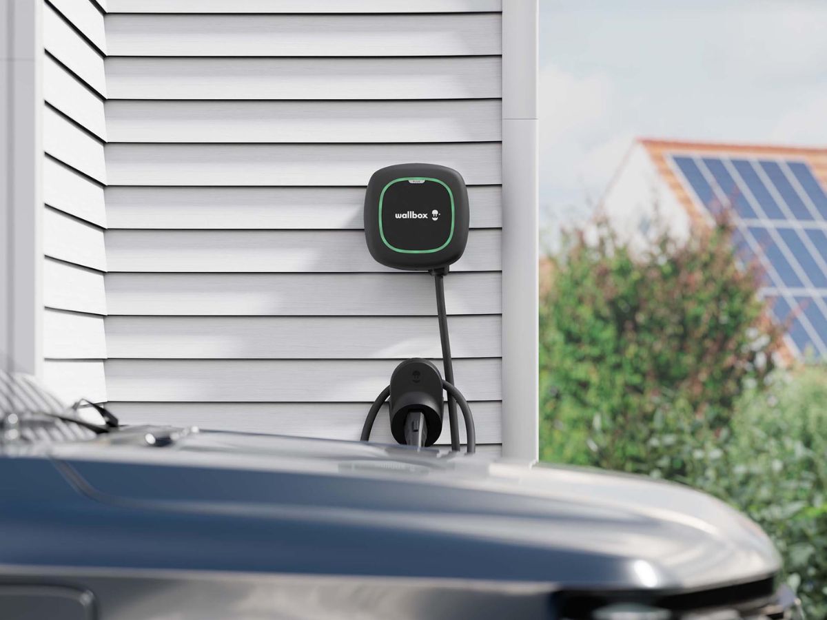 Elektroauto uzlāde mājās ar wallbox