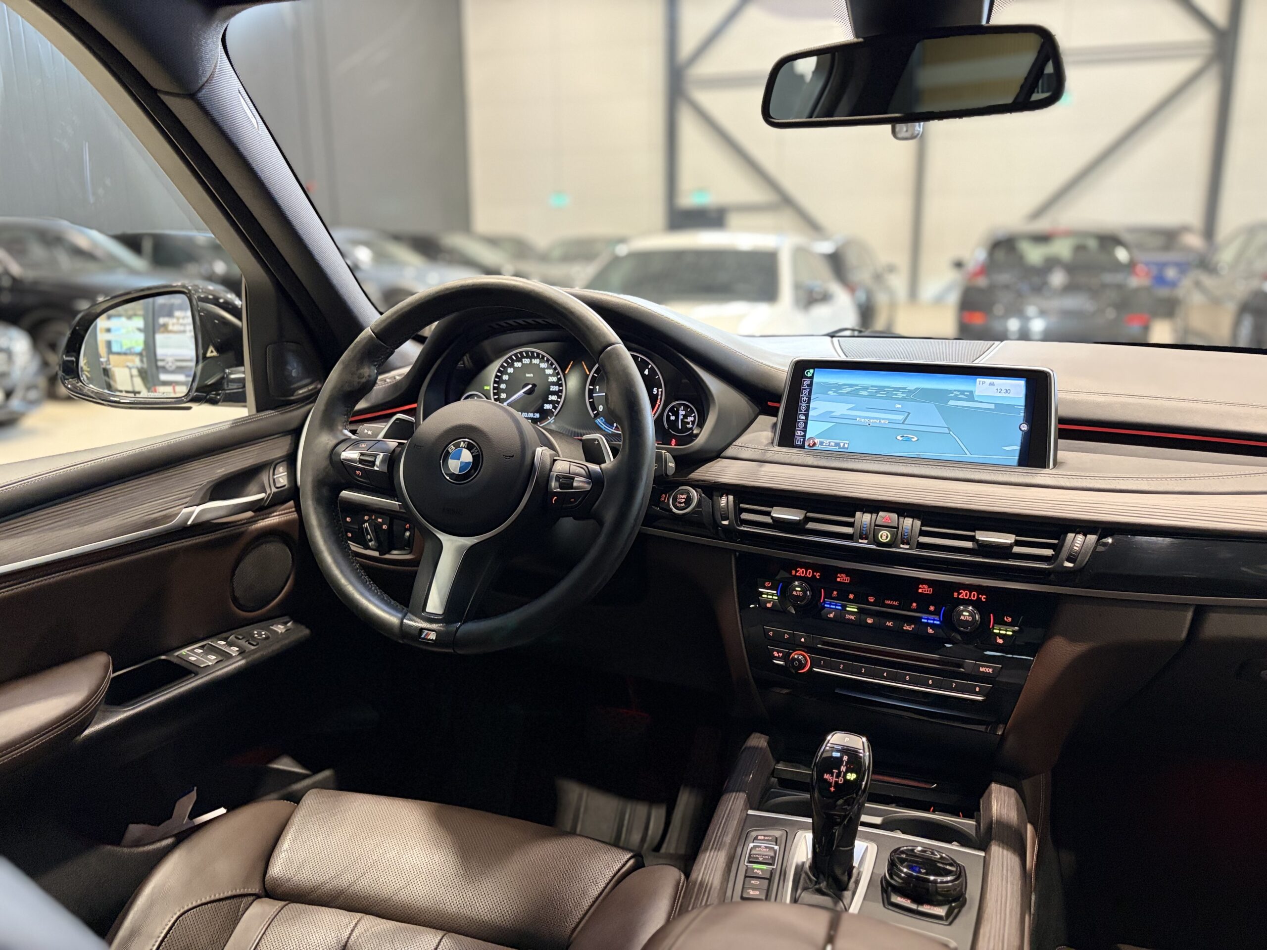 Car image 21