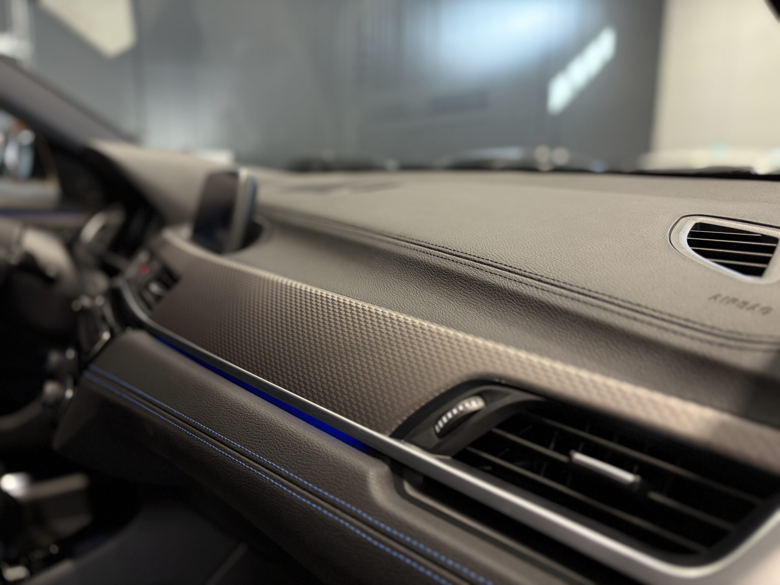 Car image 31