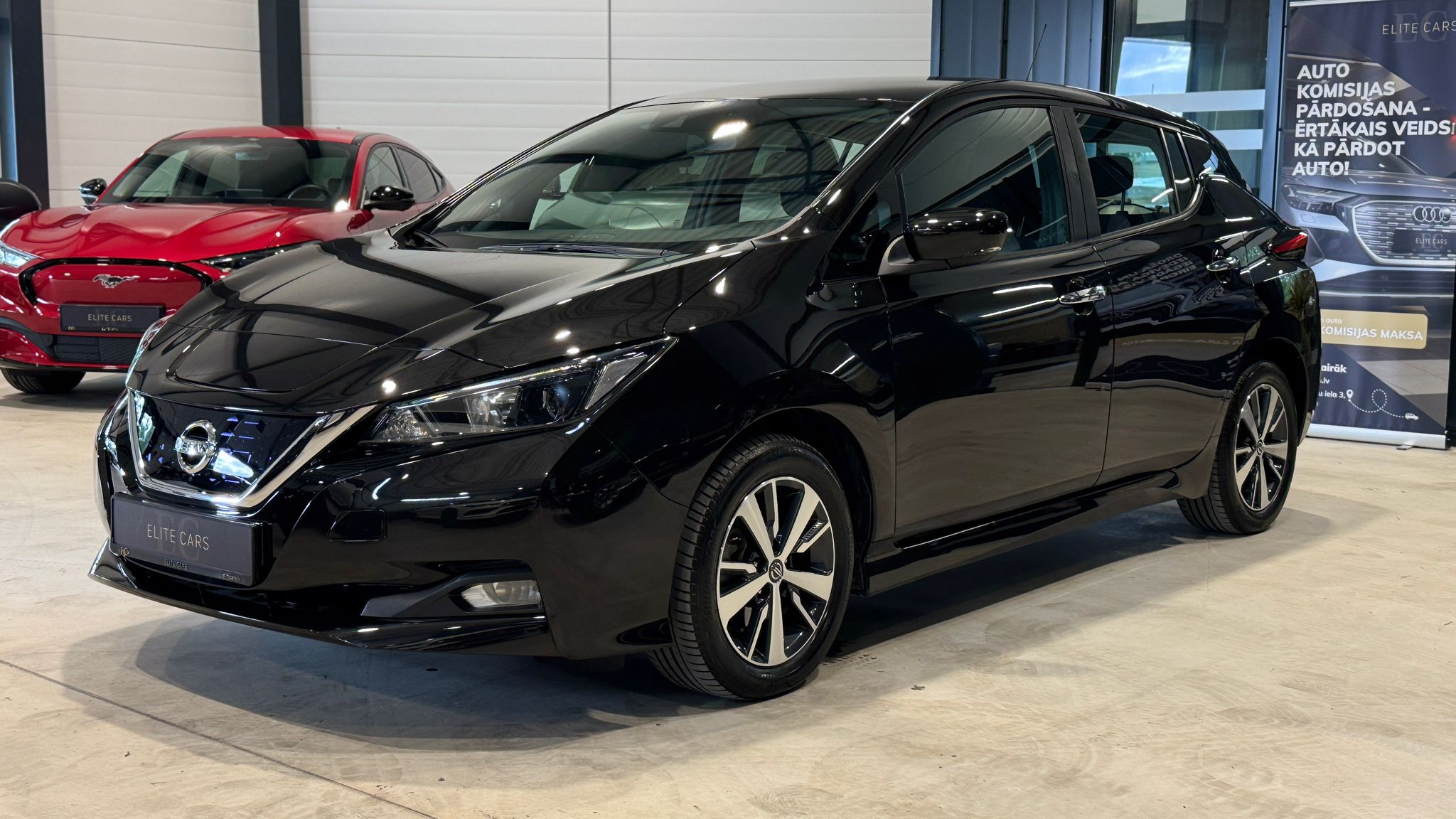 Car image 5