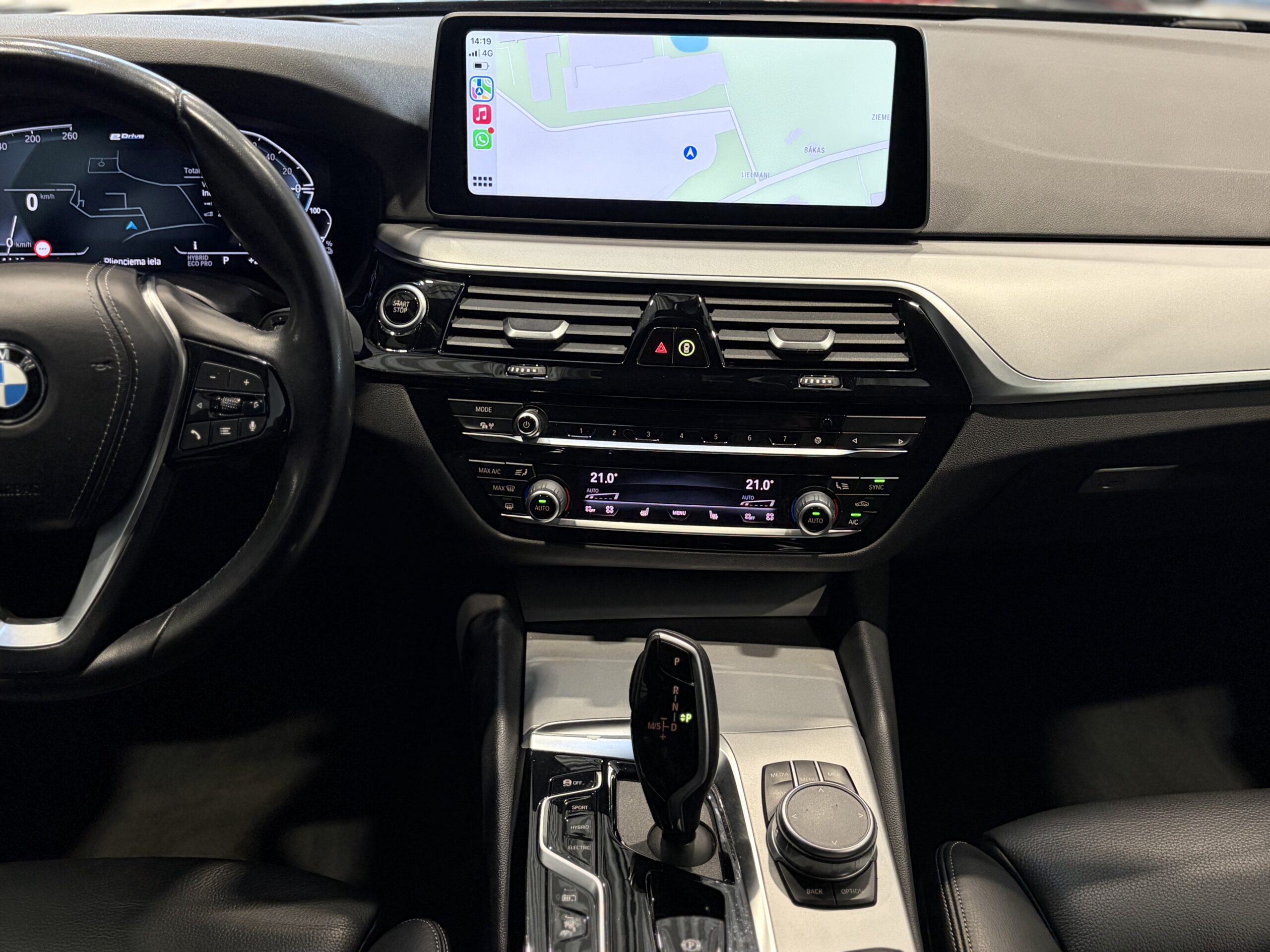Car image 23