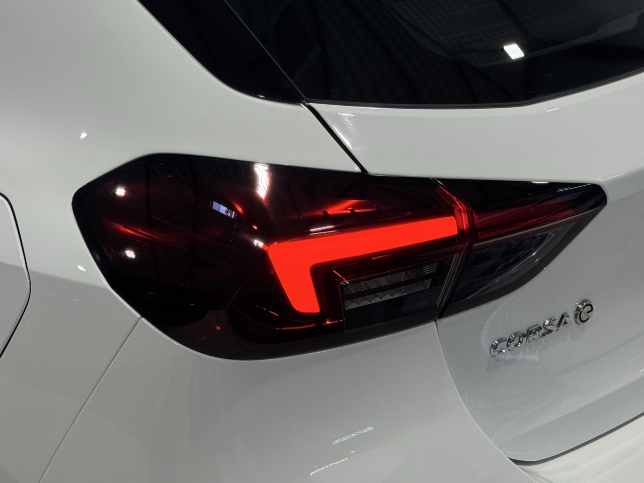 Car image 28