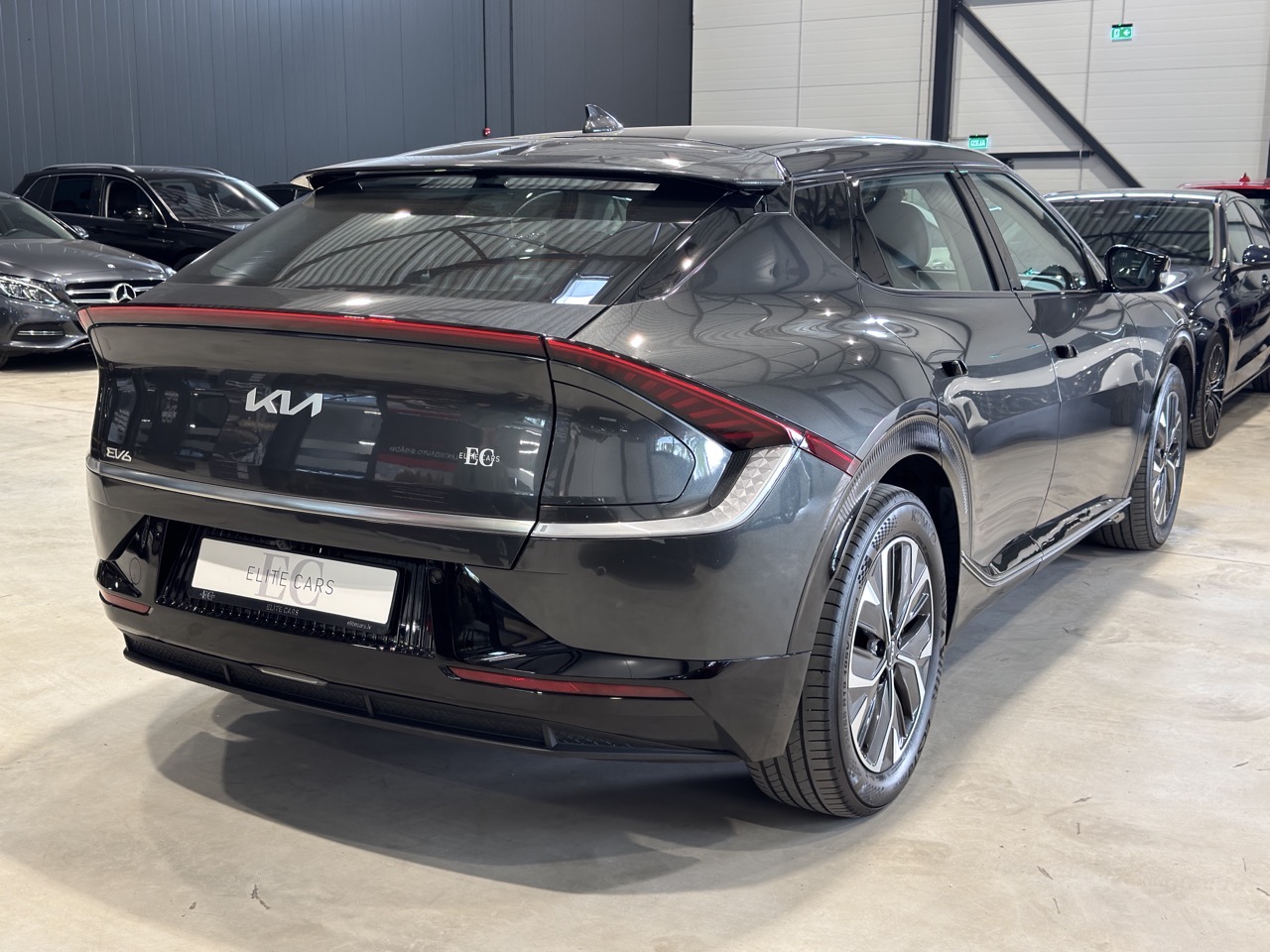 Car image 6
