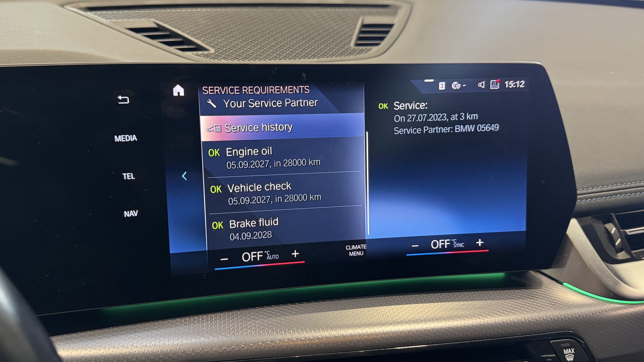 Car image 25