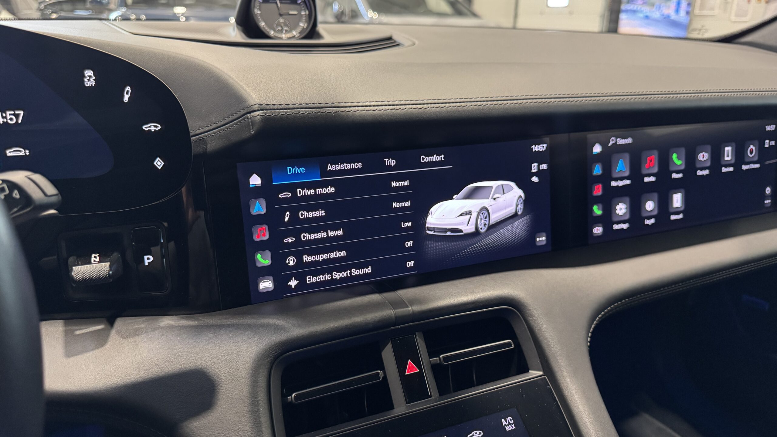 Car image 35