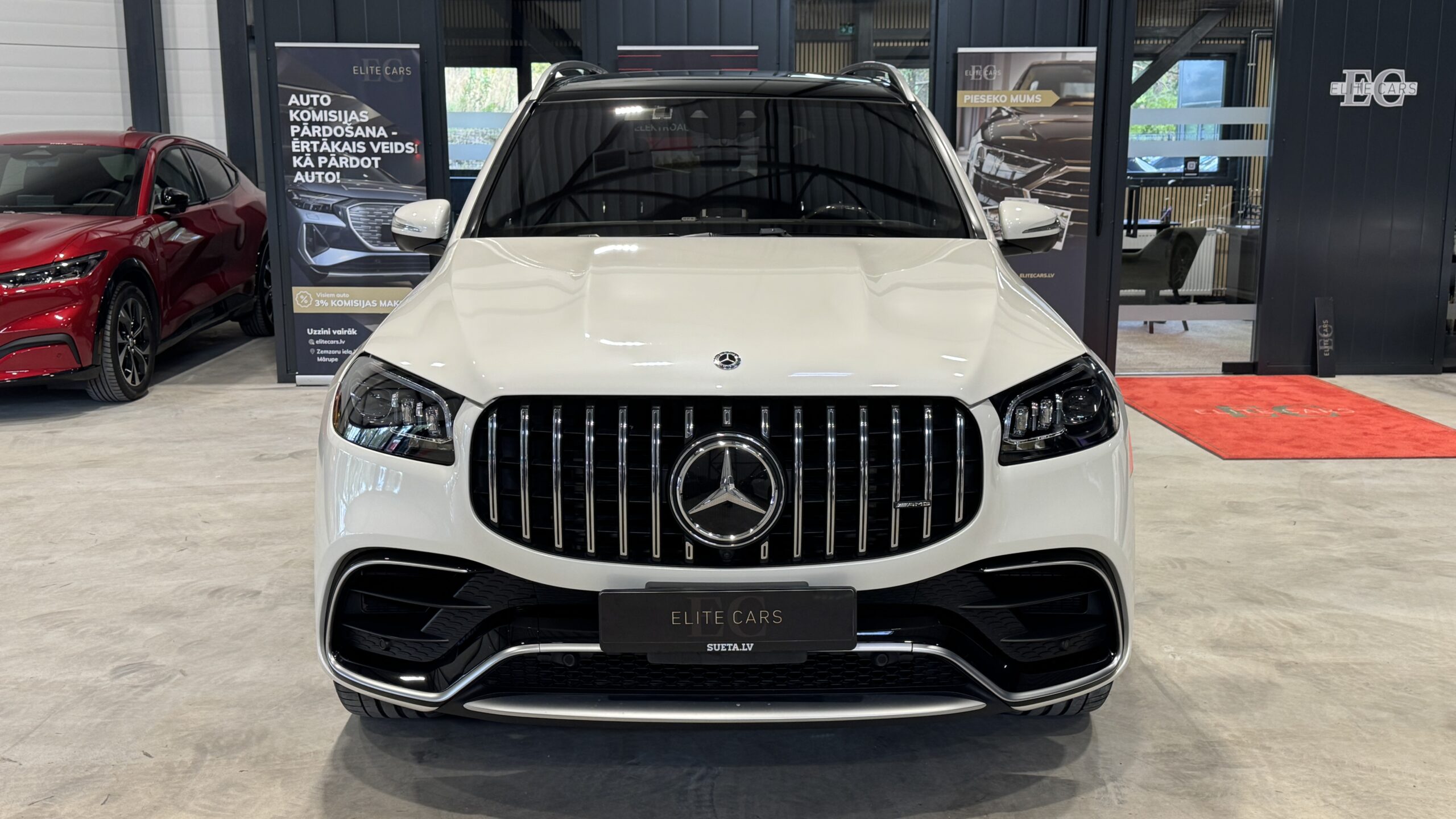 Car image 7