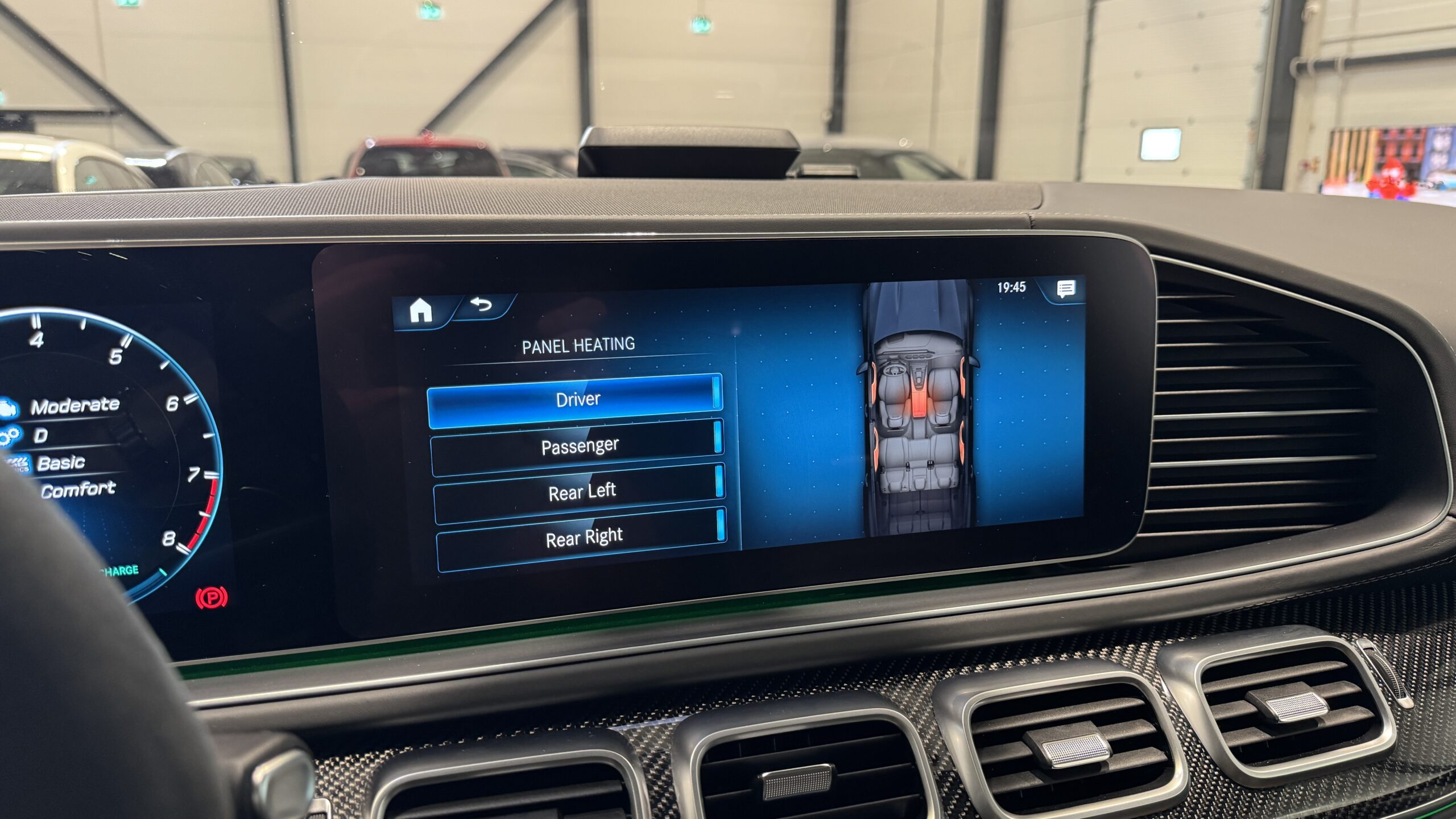 Car image 33