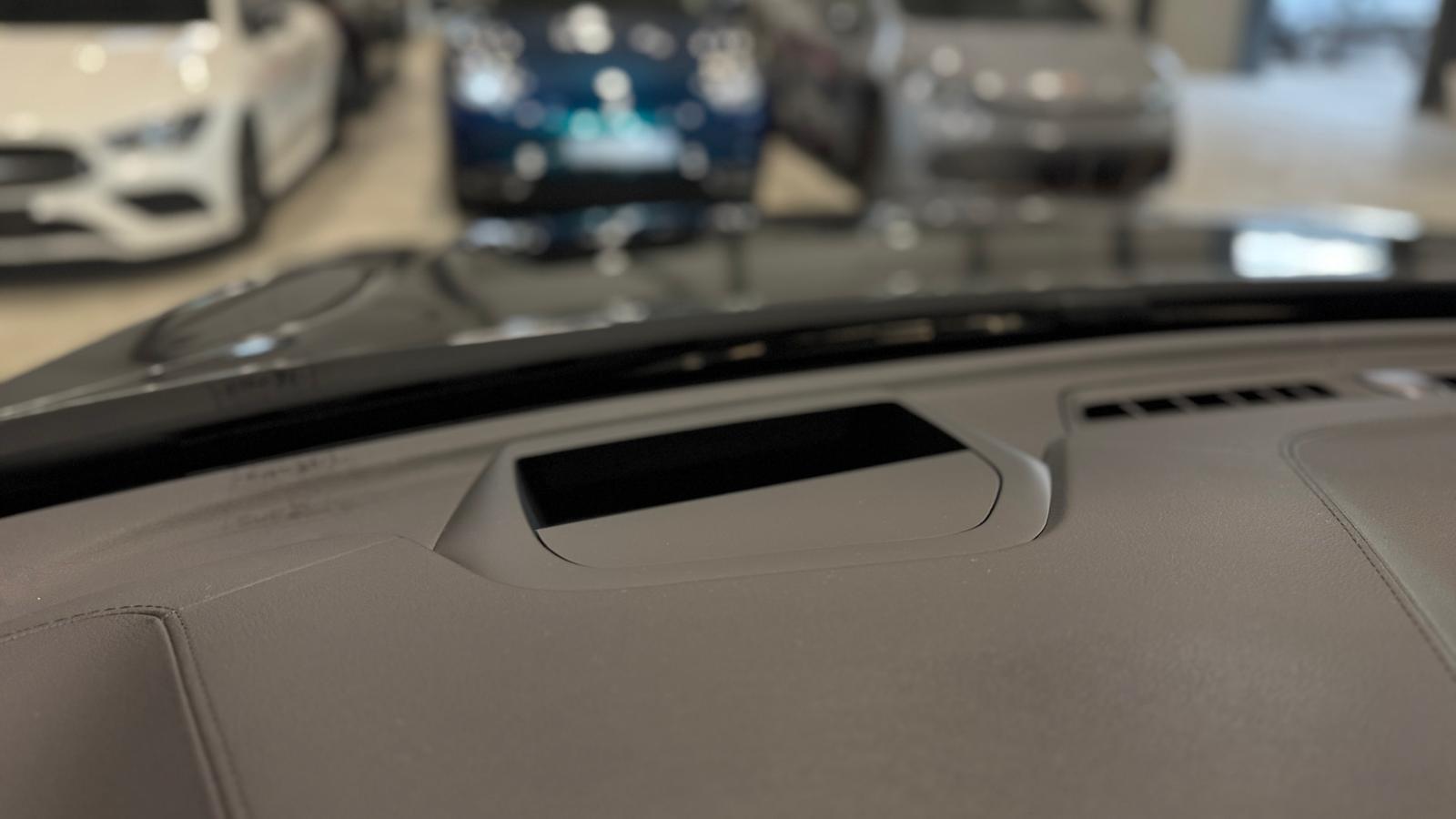 Car image 28