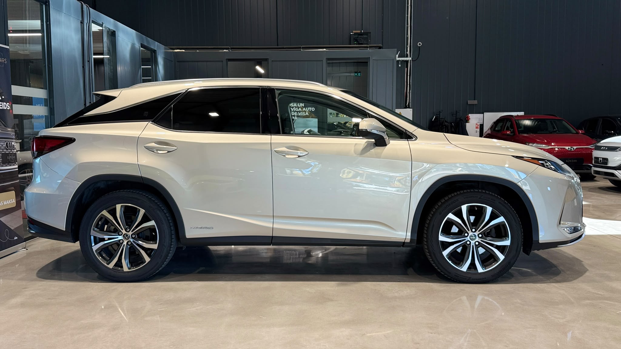 Car image 6