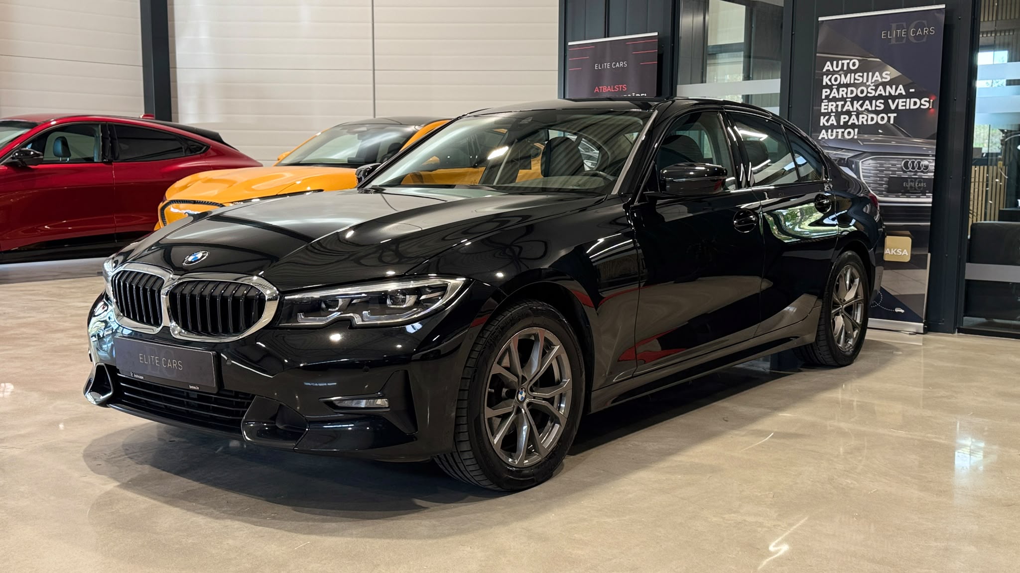 Car image 4