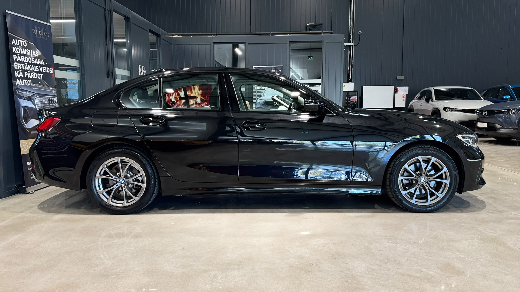 Car image 6