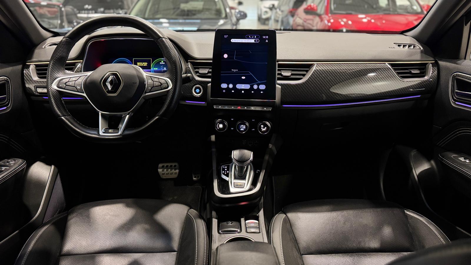 Car image 9